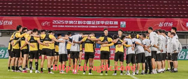 ag9游会-英超球队饮食:英超球队球员饮食与训练中的饮食文化